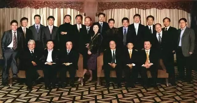 明白了《地久天长》里的时代变迁,才能真正读懂这部电影的深情!