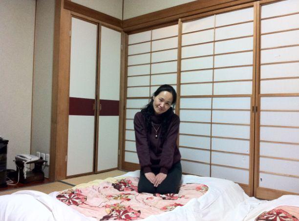 为什么日本人放着床不睡，偏偏喜欢睡地板和榻榻米？原因可不简单